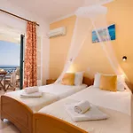 Nestoras Nisaki (Corfu)