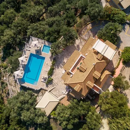 Nestoras Lejlighedshotel