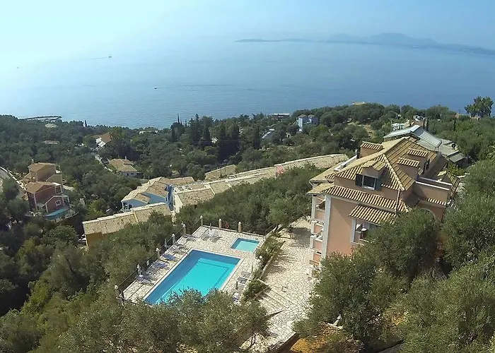 Nestoras Lejlighedshotel 3*