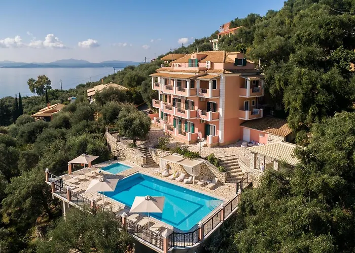 Nestoras Lejlighedshotel 3*