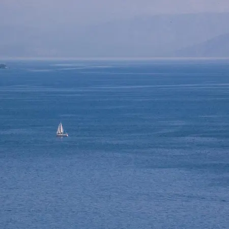 βίλλα νέστορας 2* Νησάκι