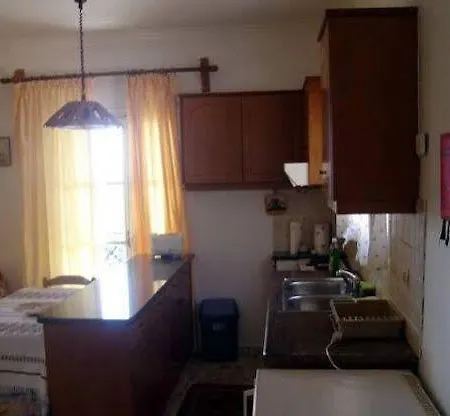 Apart-hotel Nestoras