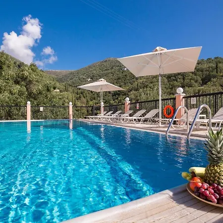 Apart-hotel Nestoras